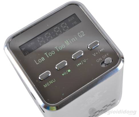 Too Too Mini G2 có một màn hình nhỏ và  có các nút bấm được bố trí hợp lý
