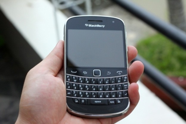 Mặt trước BlackBerry Bold Touch 9900