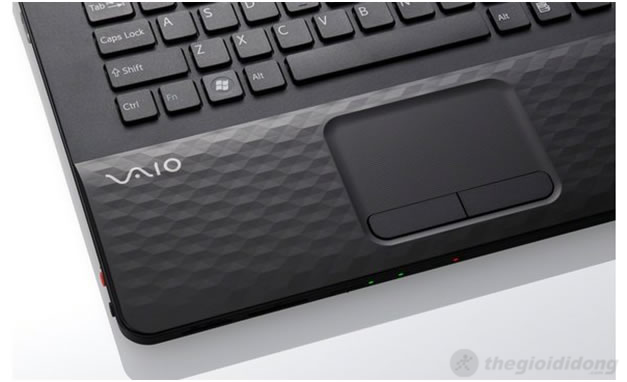 Touchpad có bề mặt mịn và độ chính xác cao