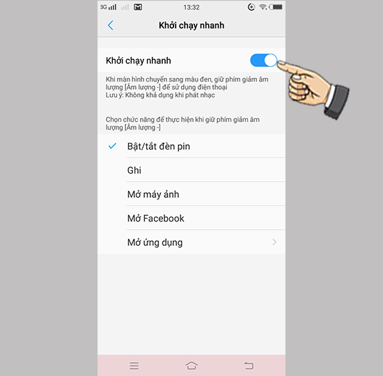 Bước 2: Bật và chọn ứng dụng yêu thích.
