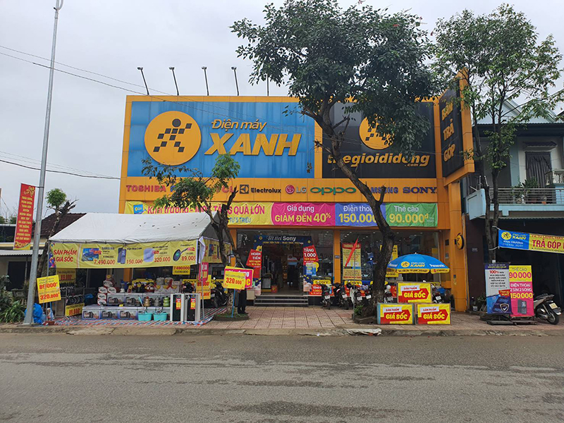 TRUNG TÂM XÃ NGHĨA HÀNH VỀ ĐÊM VỚI ÁNH ĐÈN VÀNG ẤM ÁP