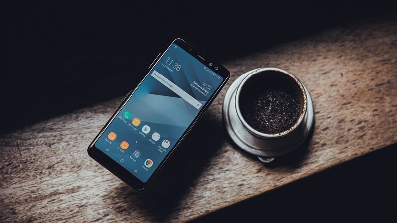 Trên tay Galaxy A8 2018 Trên tay Galaxy A8 2018