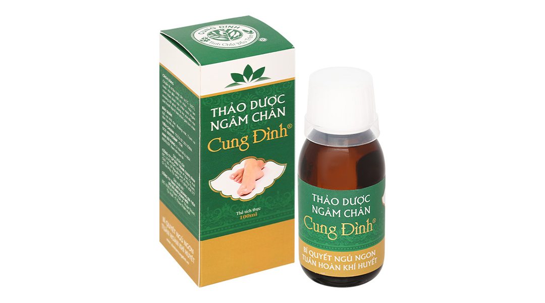 Dung dịch Thảo Dược Ngâm Chân Cung Đình hỗ trợ giảm phong thấp