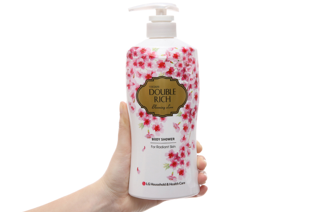 Sữa tắm Double Rich Blooming Love hương hoa anh đào