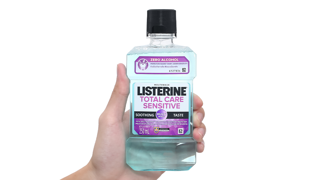 Nước súc miệng Listerine Total Care Sensitive hơi thở thơm mát