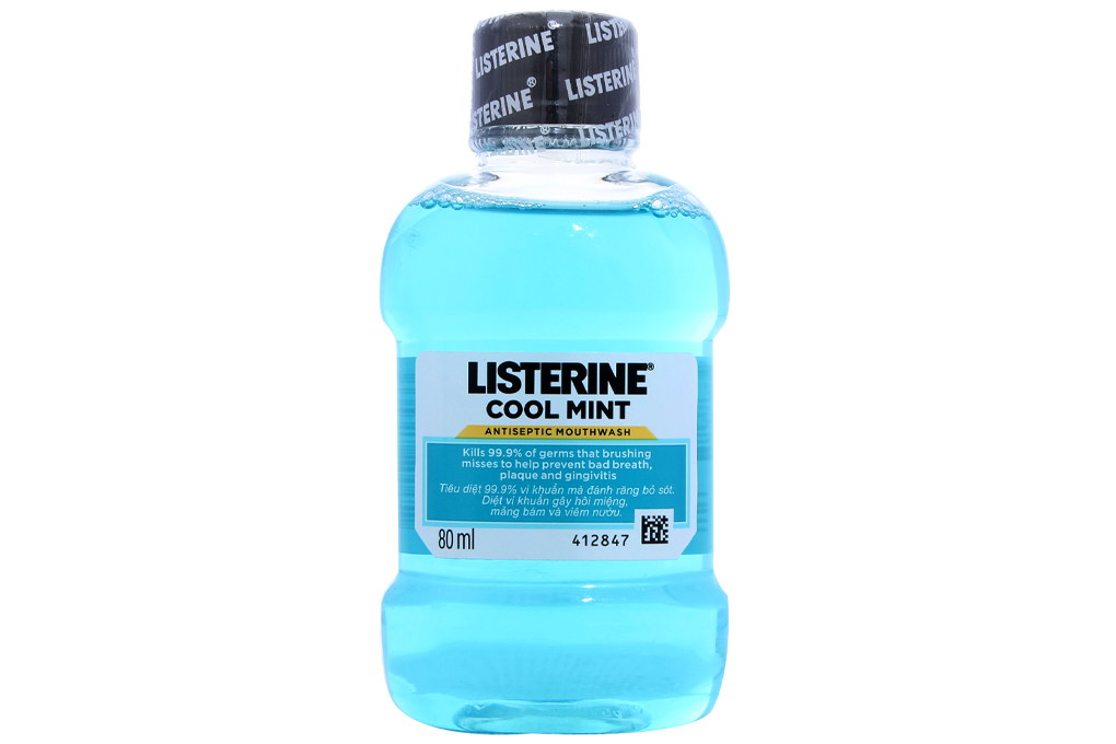 Nước súc miệng diệt khuẩn Listerine Cool Mint Bạc hà lạnh 80ml