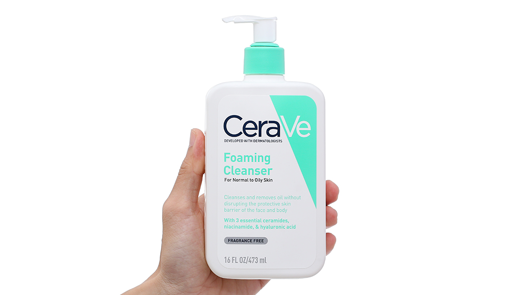 Sữa rửa mặt CeraVe Foaming Cleanser làm sạch sâu cho da dầu, da thường