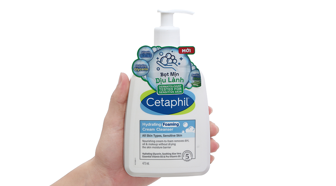 Sữa rửa mặt Cetaphil Hydrating Foaming Cream Cleanser tạo bọt dịu lành