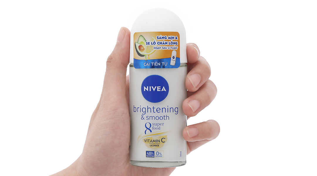 Lăn khử mùi Nivea Brightening & Smooth Vitamin C se khít lỗ chân lông