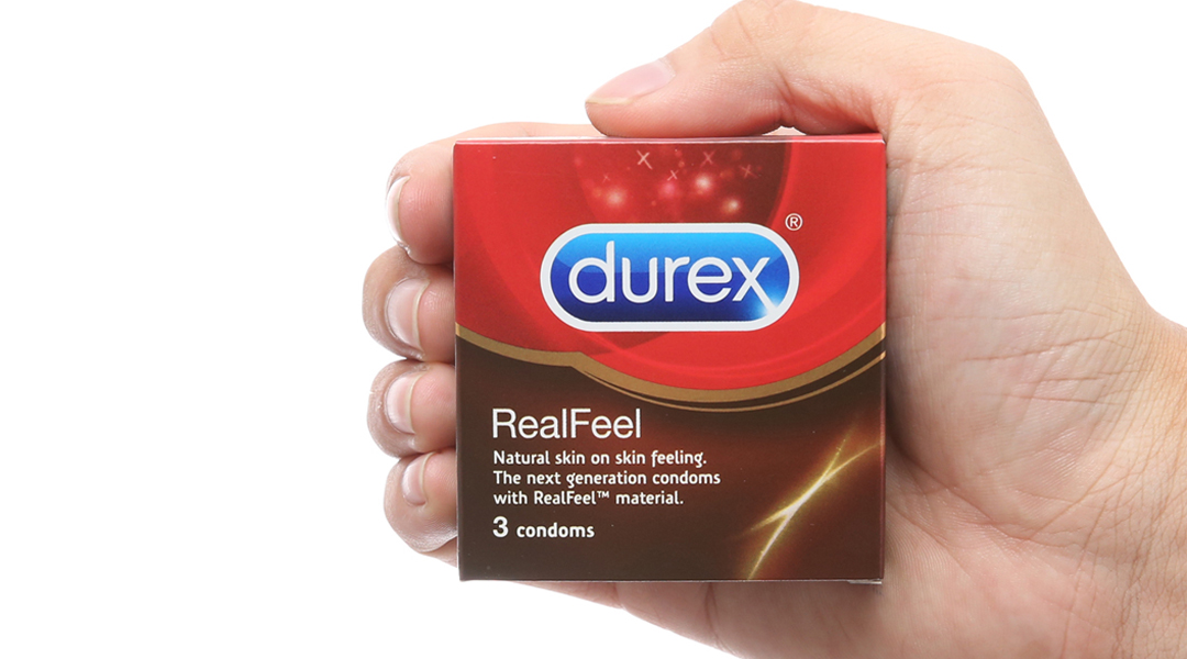 Bao cao su Durex RealFeel tăng cảm xúc chân thật 56mm