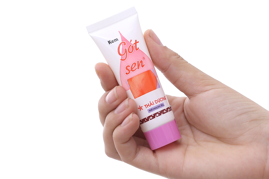 Gót Sen Thái Dương giữ ẩm, giảm nứt da