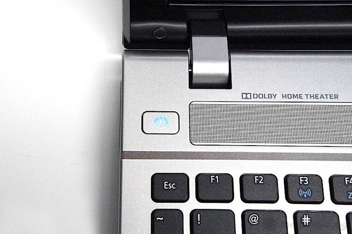 Acer Aspire V3 471 với công nghệ âm thanh Dolby Home Theater Acer Aspire V3 471 với công nghệ âm thanh Dolby Home Theater