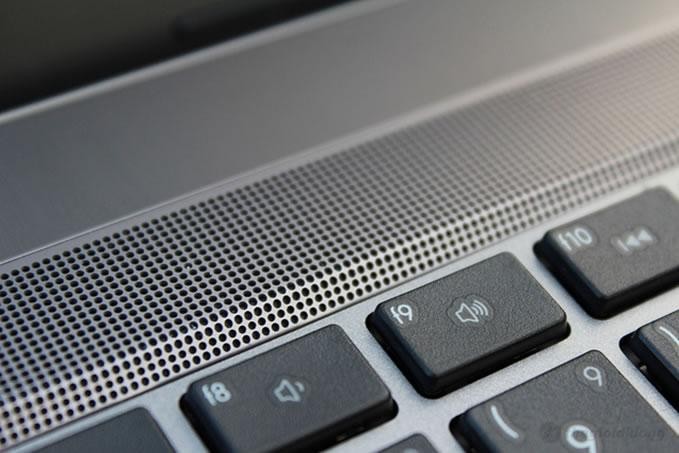 Âm thanh, pin và tản nhiệt