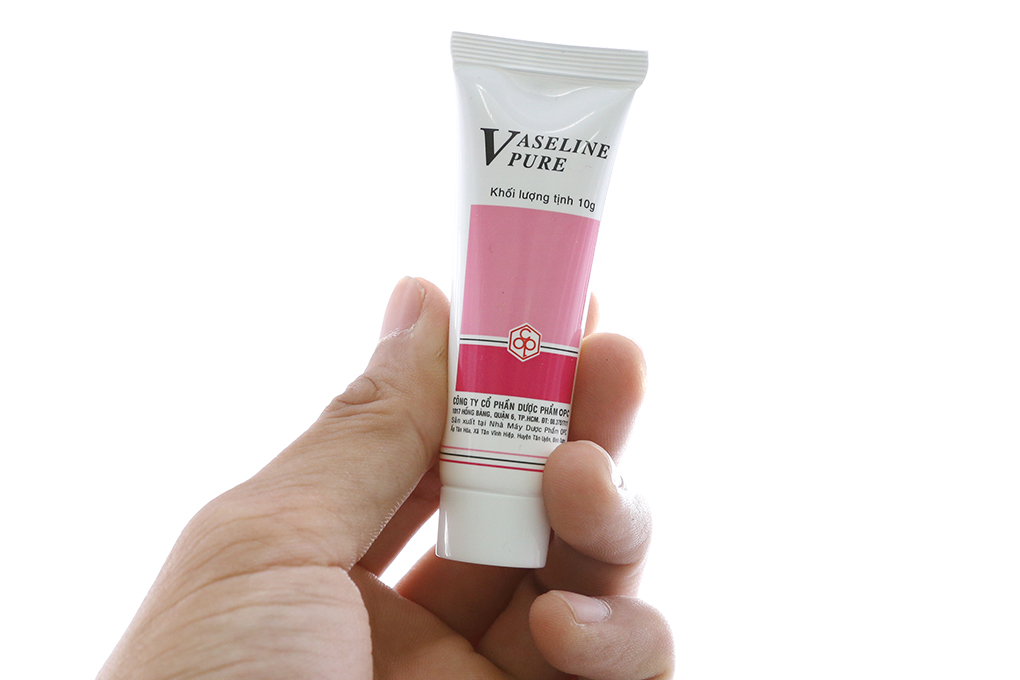 Dưỡng môi Vaseline Pure ngừa nứt nẻ, khô môi