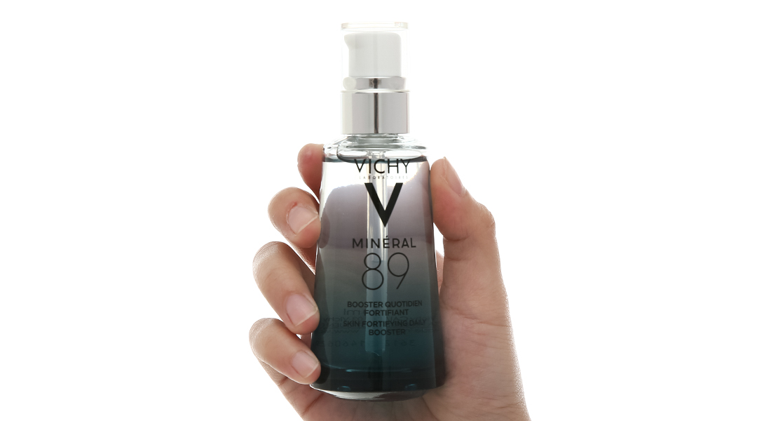 Serum Vichy Mineral 89 giúp da mềm mịn, căng mướt