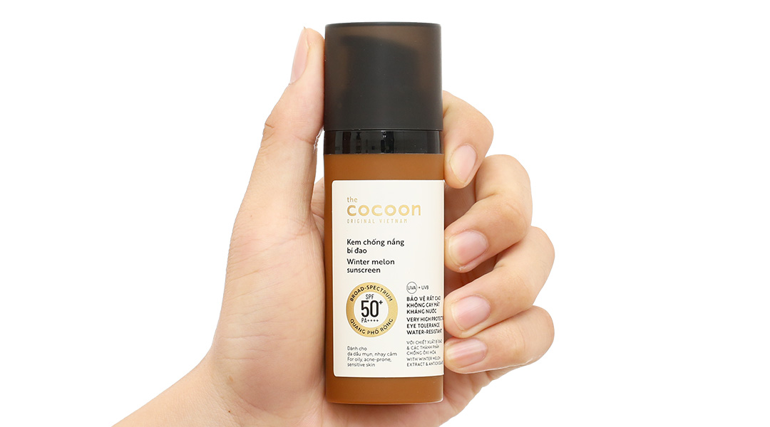 Kem chống nắng Cocoon bí đao SPF50+/ PA++++ cho da nhạy cảm, dầu mụn