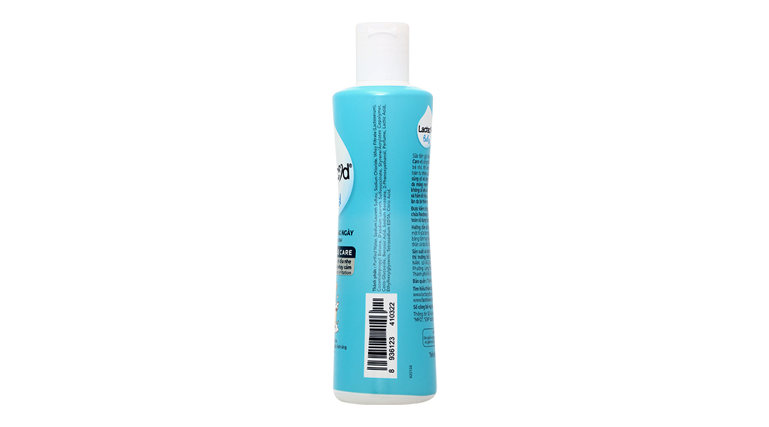 Sữa tắm gội Lactacyd BB giảm rôm sảy, hăm kẽ cho bé