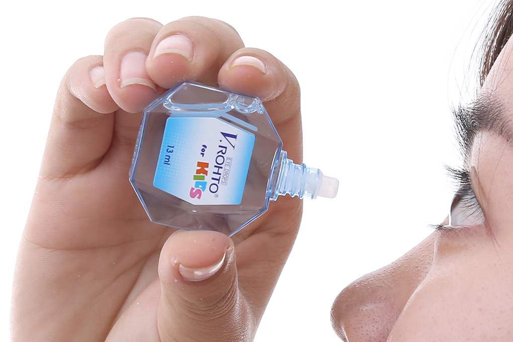Dung dịch nhỏ mắt V.Rohto For Kids giảm mỏi mắt, sung huyết kết mạc