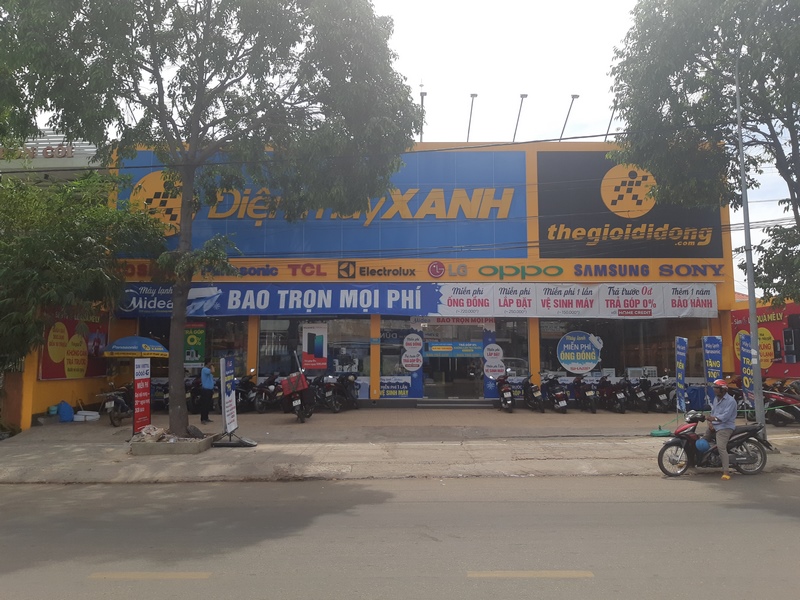 Siêu thị điện máy xanh tại Điện máy Xanh 86 Thống Nhất (Phan Rí Cửa), 86A Thống Nhất, Xã Phan Rí Cửa, Tỉnh Lâm Đồng, Việt Nam
