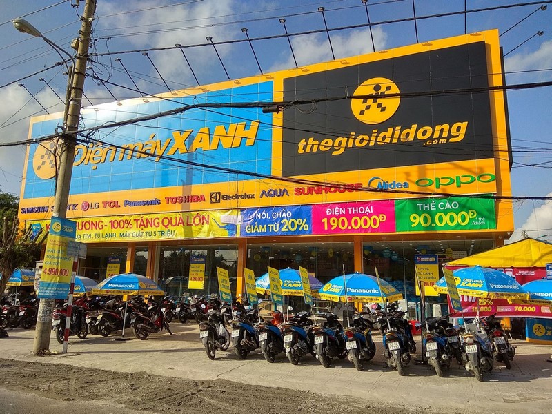 Siêu thị điện máy xanh tại Điện máy Xanh Số 979 - 981 Nguyễn Trung Trực, Phường Rạch Giá, Tỉnh An Giang, Việt Nam