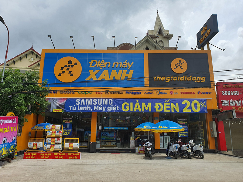 Siêu thị điện máy xanh tại Điện máy Xanh Xóm 10, Xã Hợp Minh, Tỉnh Nghệ An, Việt Nam