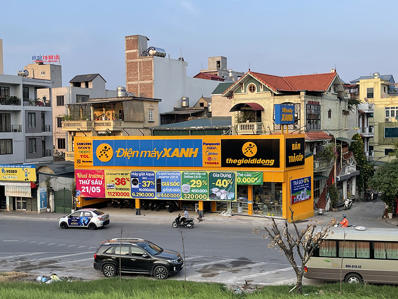 Siêu thị điện máy xanh tại Điện máy Xanh Số 142 đường Ngọc Thụy, Phường Bồ Đề, Thành phố Hà Nội, Việt Nam