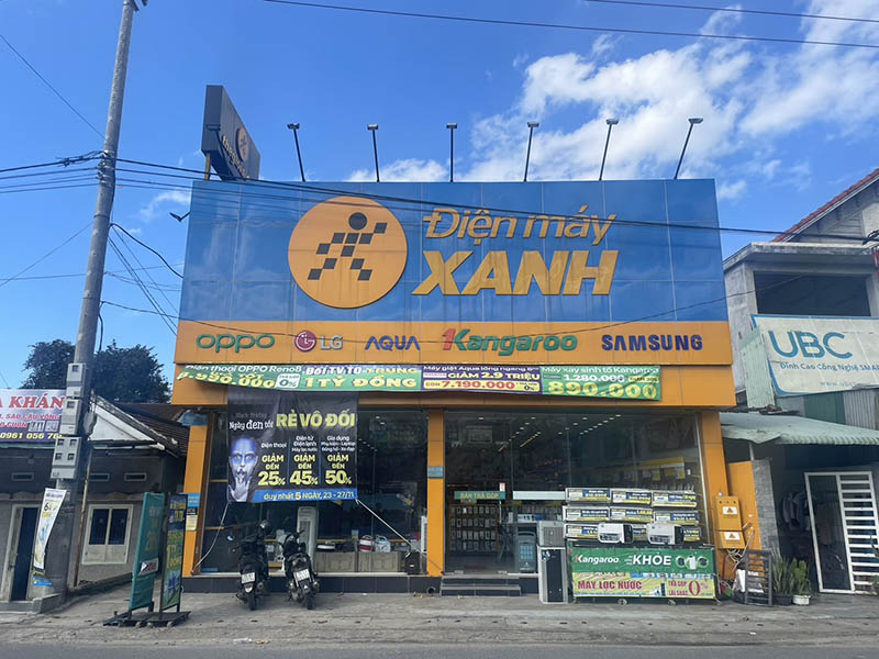 Siêu thị điện máy xanh tại Điện máy Xanh Thôn Phú Cường, Xã Chân Mây - Lăng Cô, Thành phố Huế, Việt Nam