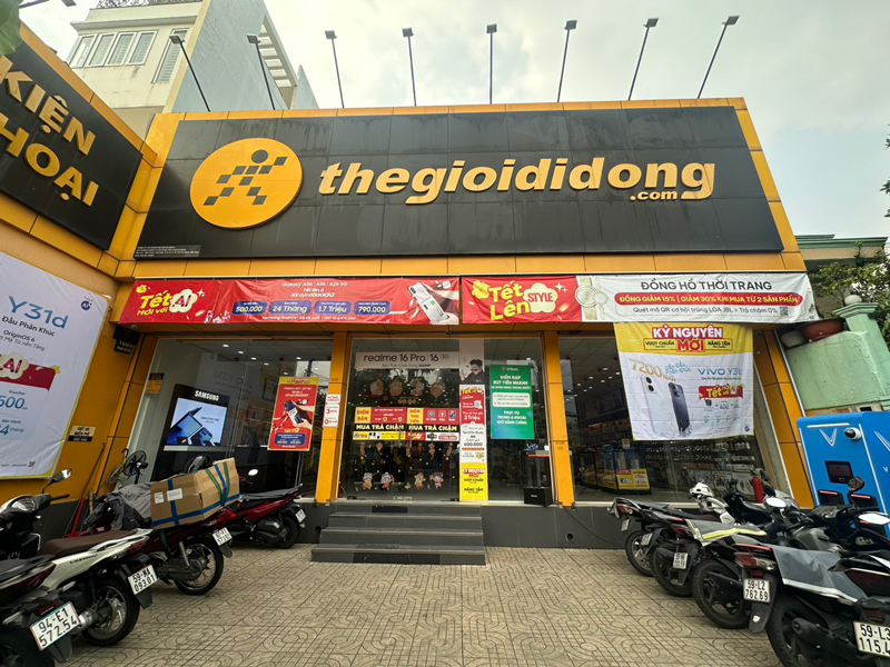 Siêu thị điện máy xanh tại Thế giới di động 1680 Phạm Thế Hiển, Phường Bình Đông, Thành phố Hồ Chí Minh, Việt Nam