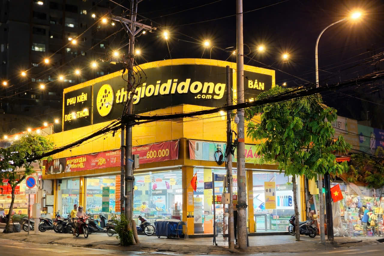 Siêu thị điện máy xanh tại Thế giới di động 736 Hương Lộ 2 (ngay ngã 4 Hương Lộ 2 - Mã Lò, đối diện bệnh viện Bình Tân), Phường Bình Tân, Thành phố Hồ Chí Minh, Việt Nam