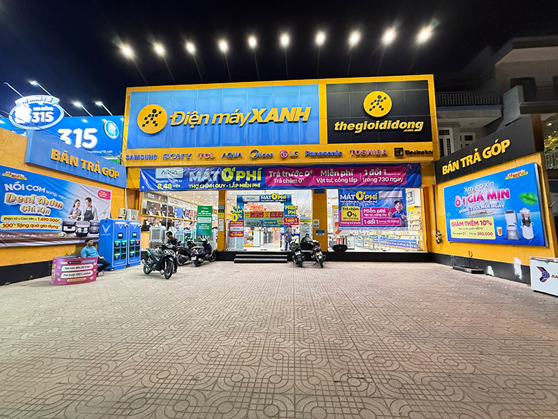 Siêu thị điện máy xanh tại Điện máy Xanh 178 Đường Lã Xuân Oai, Phường Tăng Nhơn Phú, Thành phố Hồ Chí Minh, Việt Nam